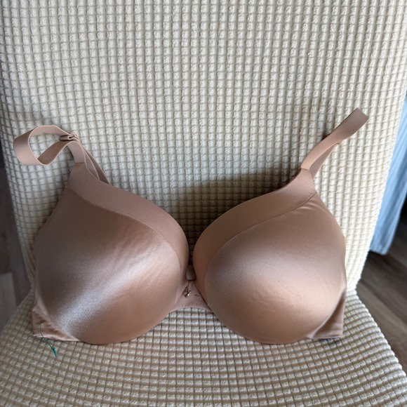 Victoria's Secret Other - Victoria's Secret Push‎ Up Bra Nude Tan Teo Toned 36D lingerie top low cut